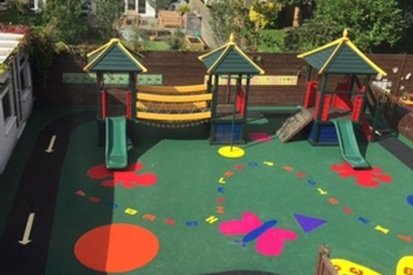 Oak Tree Day Nursery SW2 4SB