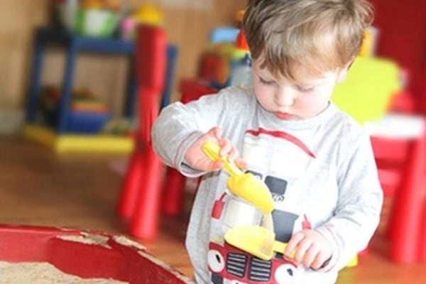 High Hopes Day Nursery, Chain and Gate