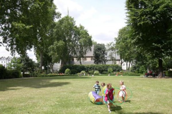 Young England Kindergarten (Pimlico), St Saviour's Hall