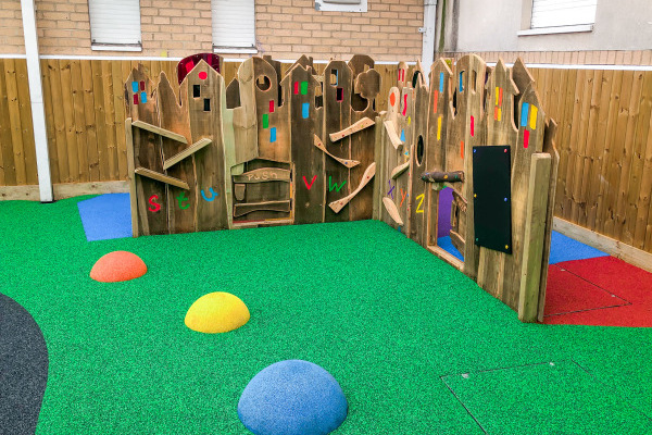 Play 2 Learn Day Nursery Grays, Grays, Essex