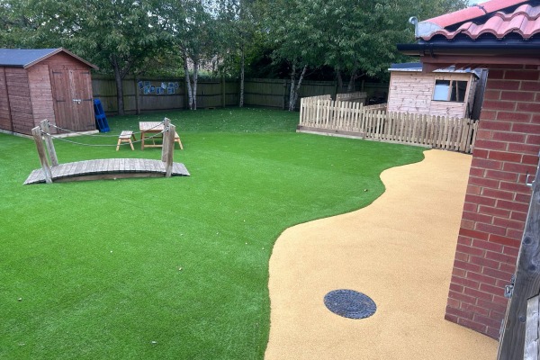 Kiddi Caru Day Nursery Walnut Tree, Milton Keynes MK7 7AN