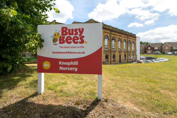 Busy Bees Woking, 50 Cavell Way