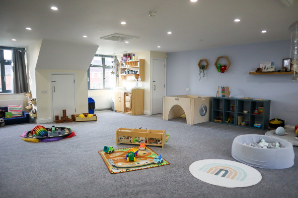 Red Bus Nursery & Pre-School - Coombe Dingle BS9 2PR