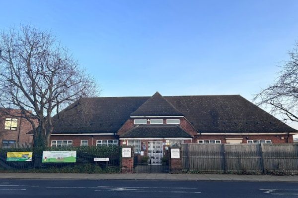 HappyWoods Nursery (Bell Lane), Bell Lane Youth Centre