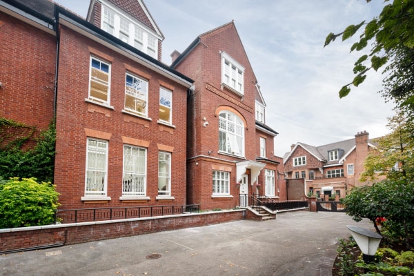 Southbank International School (Hampstead Campus), 16 Netherhall Gardens