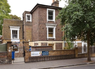 Nurseries belonging to Bright Horizons St Mary's Twickenham Preschool