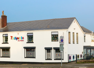 Nurseries belonging to Tiddlywinks Nursery Bury